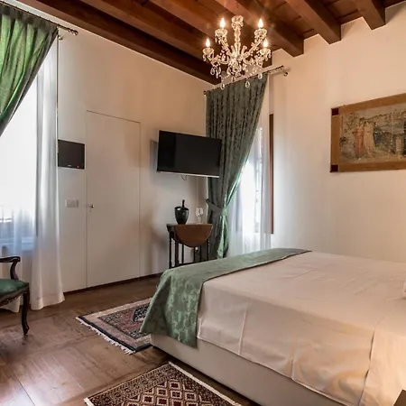 Casa Locatelli * Padua